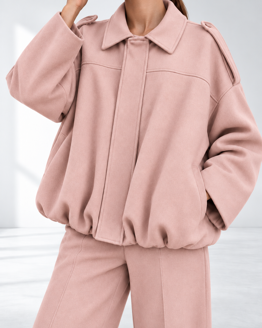 Aurelia™ | Relaxed Utility Jack in Suède-look