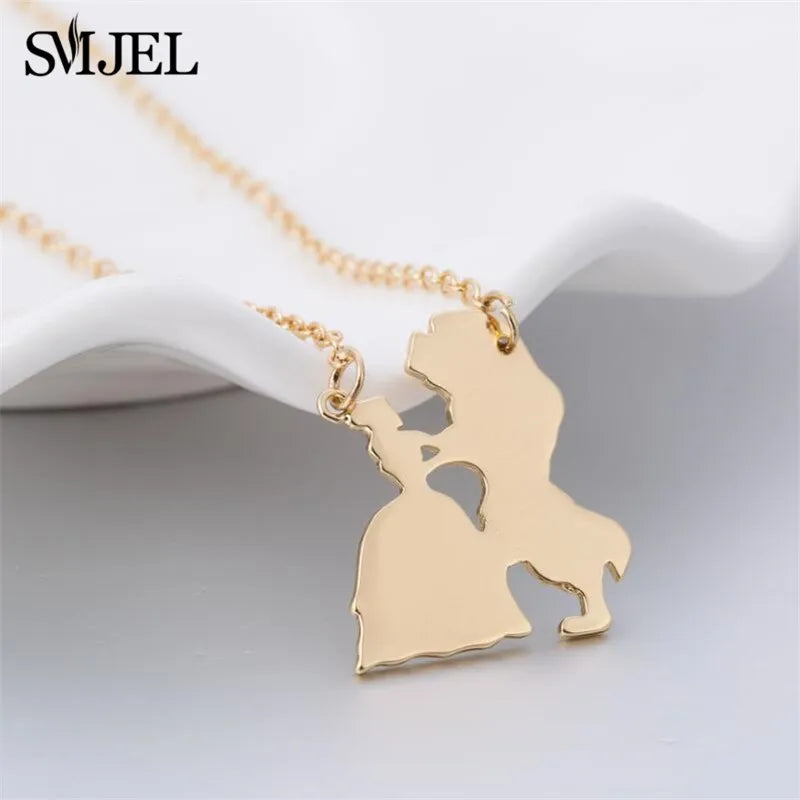 Amora™ | Parent &amp; Child Silhouette Pendant Necklace