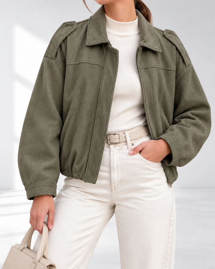 Aurelia™ | Relaxed Utility Jack in Suède-look