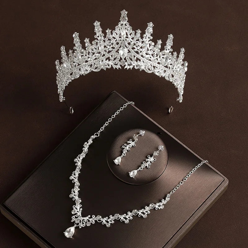 Liora™ | Crystal Vine Necklace &amp; Earring Set