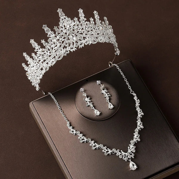 Liora™ | Crystal Vine Necklace &amp; Earring Set