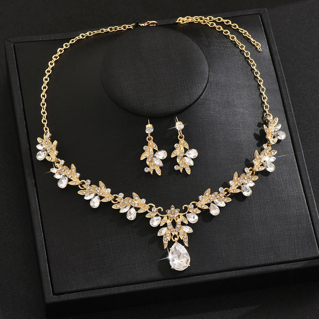 Lunelle™ | Crystal Leaf Necklace &amp; Earring Set