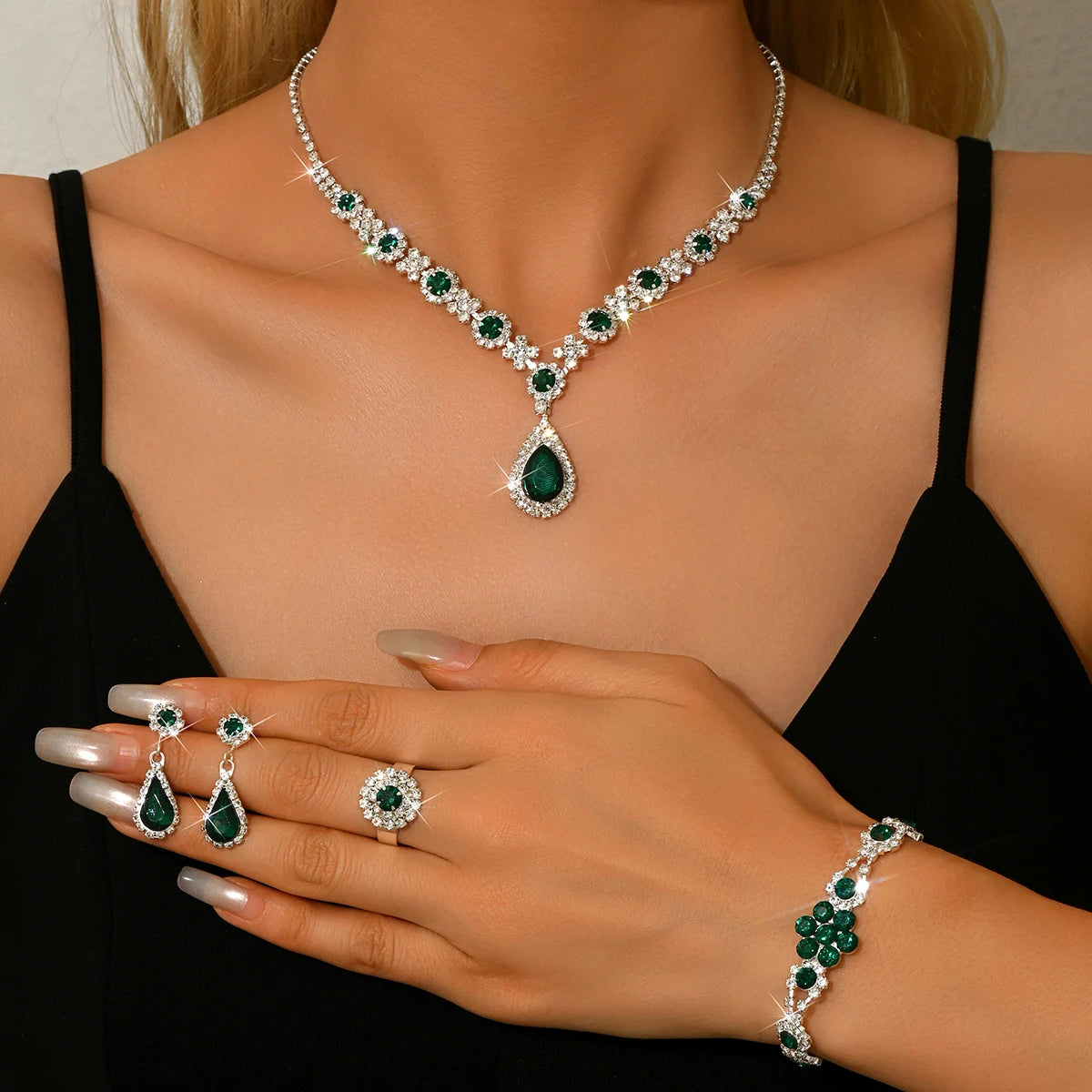 Evelisse™ | 4-delige Blauwe Kristallen Sieradenset