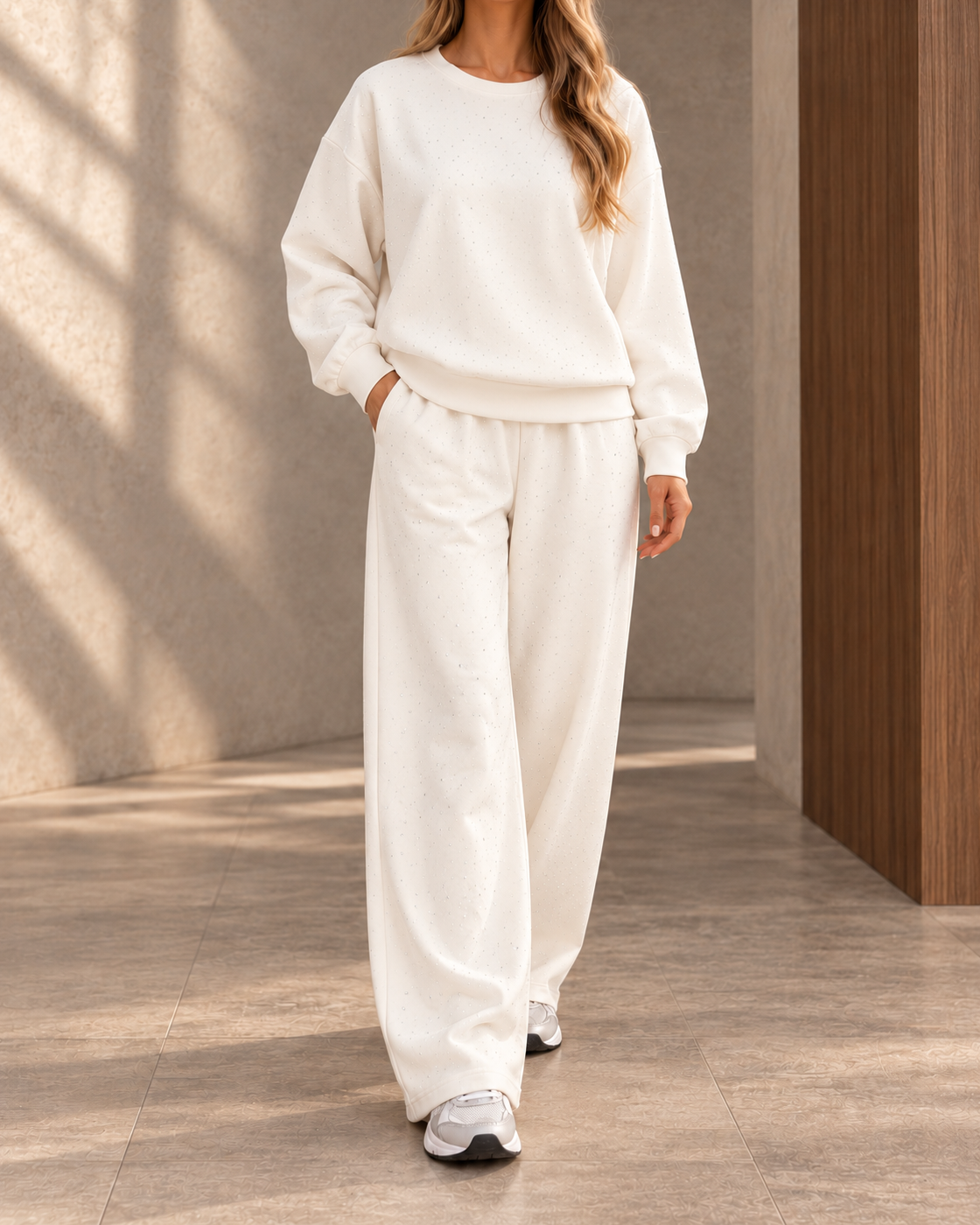 European And American Cross-Border Autumn And Winter Hot-Selling Women's Casual Round-Neck Long-Sleeve Full-Body Rhinestone Drawstring Jogger Two-Piece Set — White