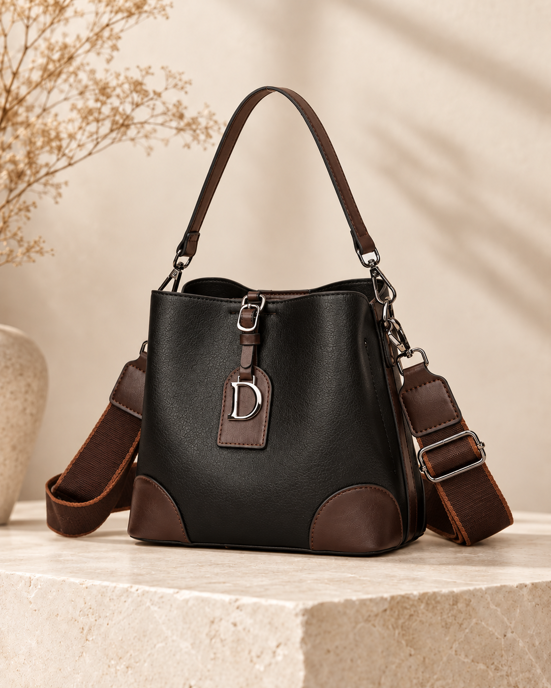 Elara Color-Block tas – zwart – schuin aanzicht